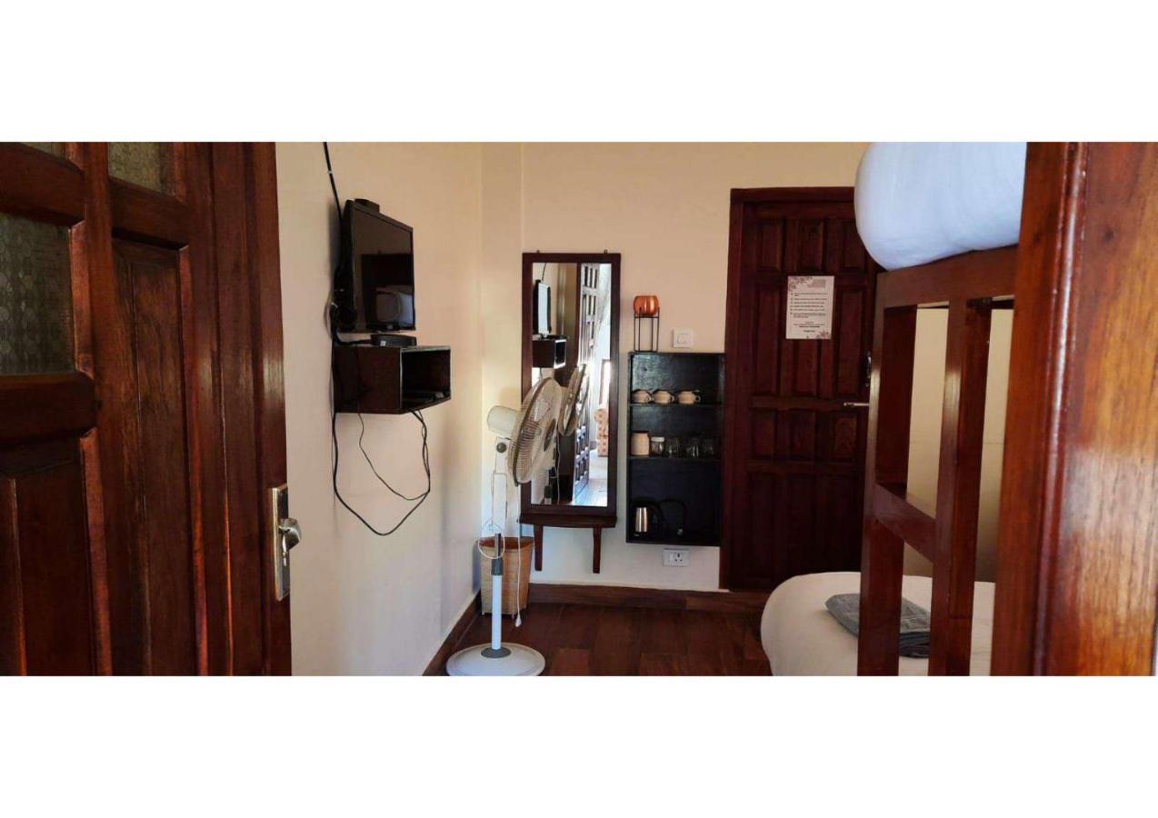 East Blue Homestay Shillong Luaran gambar